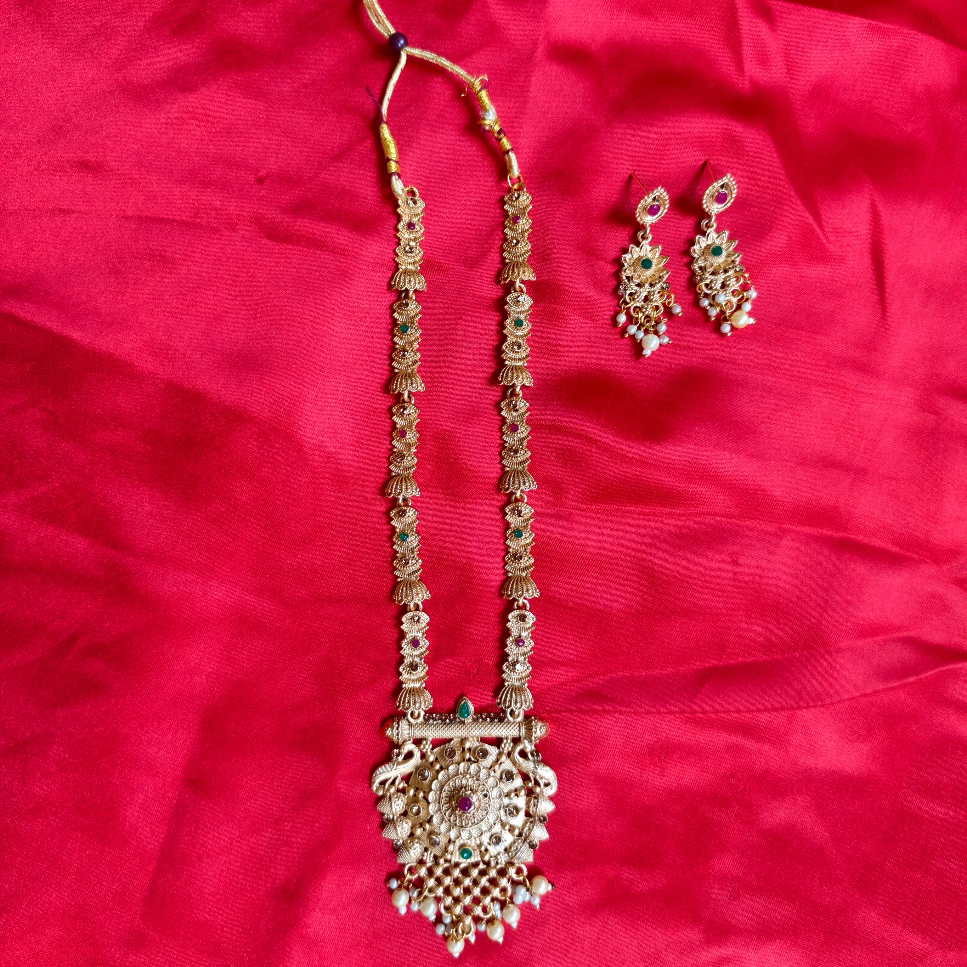 Matt Finish Ethnic Style Long Necklace With Earrings