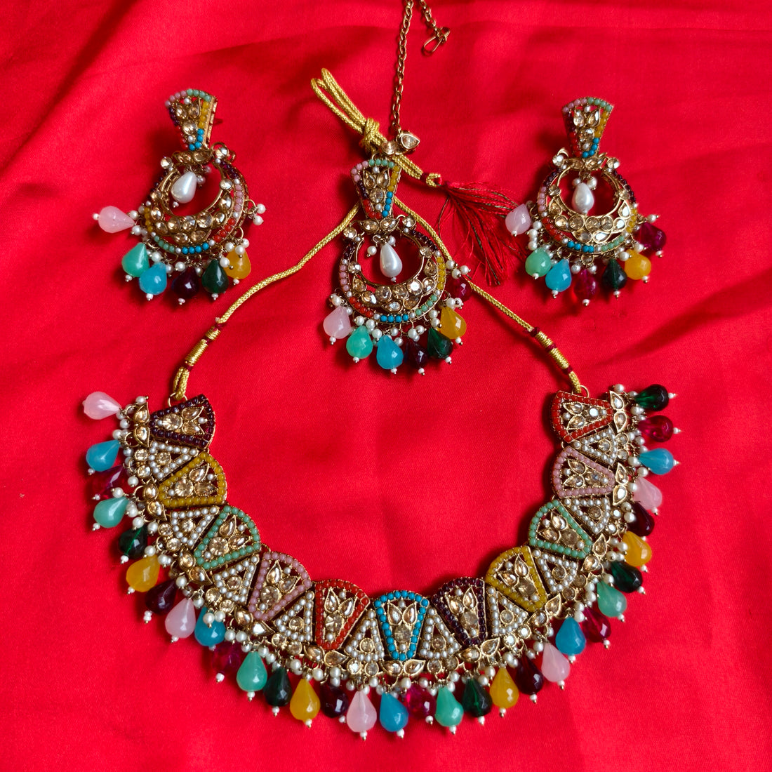 Heavy Necklace set Multicolor