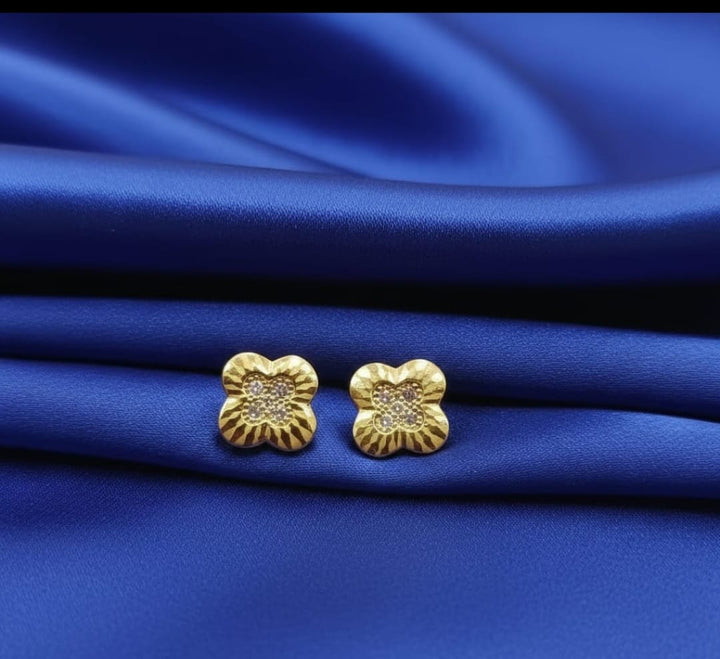 Clover Stud Earrings
