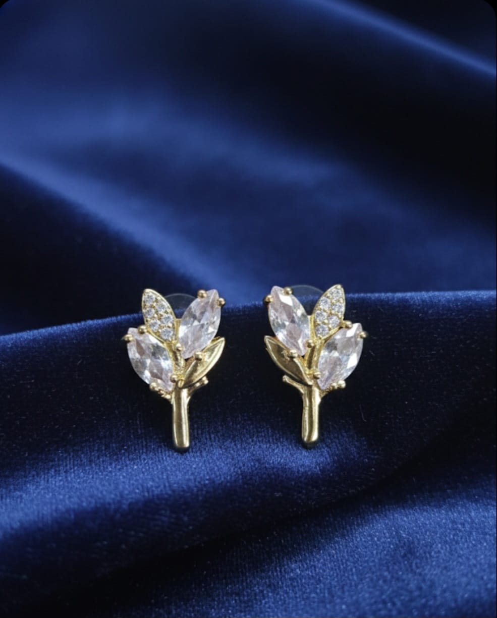 PNKCO Pearl Fan Earrings – Elegant Gold & Pearl Statement Jewelry