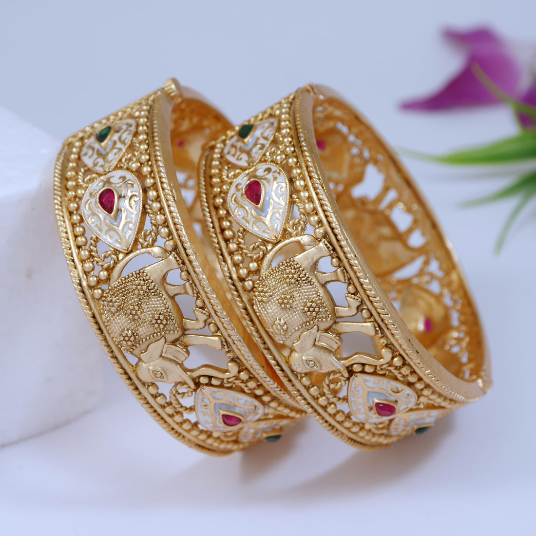 PNKCO Kundan Bangles