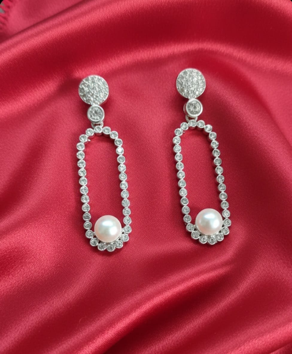 PNKCO Elegant Dangle Earrings for Women – Lightweight & Stylish Statement Jewelry