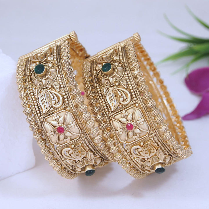 PNKCO Kada Bangles