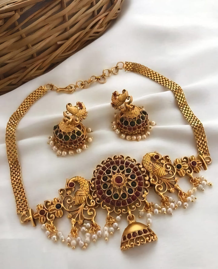 PNKCO Gold-Plated Necklace Set